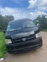 A picture of Clean and sound Hiace Hummer for sale