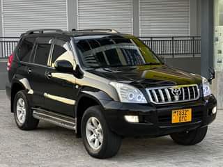 A picture of TOYOTA LAND CRUISER PRADO 120