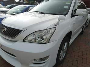 A picture of Toyota harrier 208 modle 4Wd 2.4cc on sale Please call