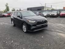 A picture of 2020 Toyota Highlander PLATINUM AWD