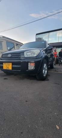 A picture of Toyota rav4 iko arisha bei 9.5