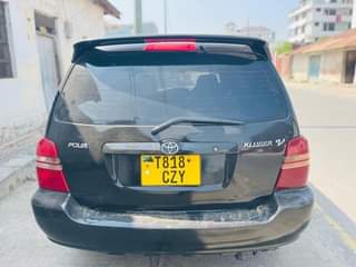 A picture of TOYOTA KLUGER IPOSOKONI GARI NINZULI MILION 11 OR EXCHANGE CALL