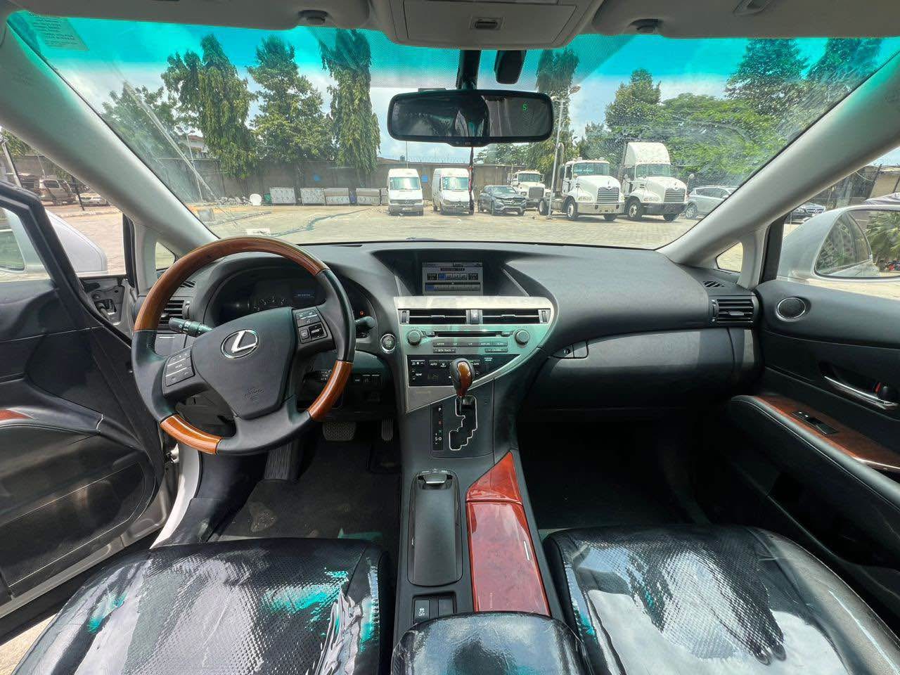 A picture of Foreign used 2011 Lexus RX350 Full option