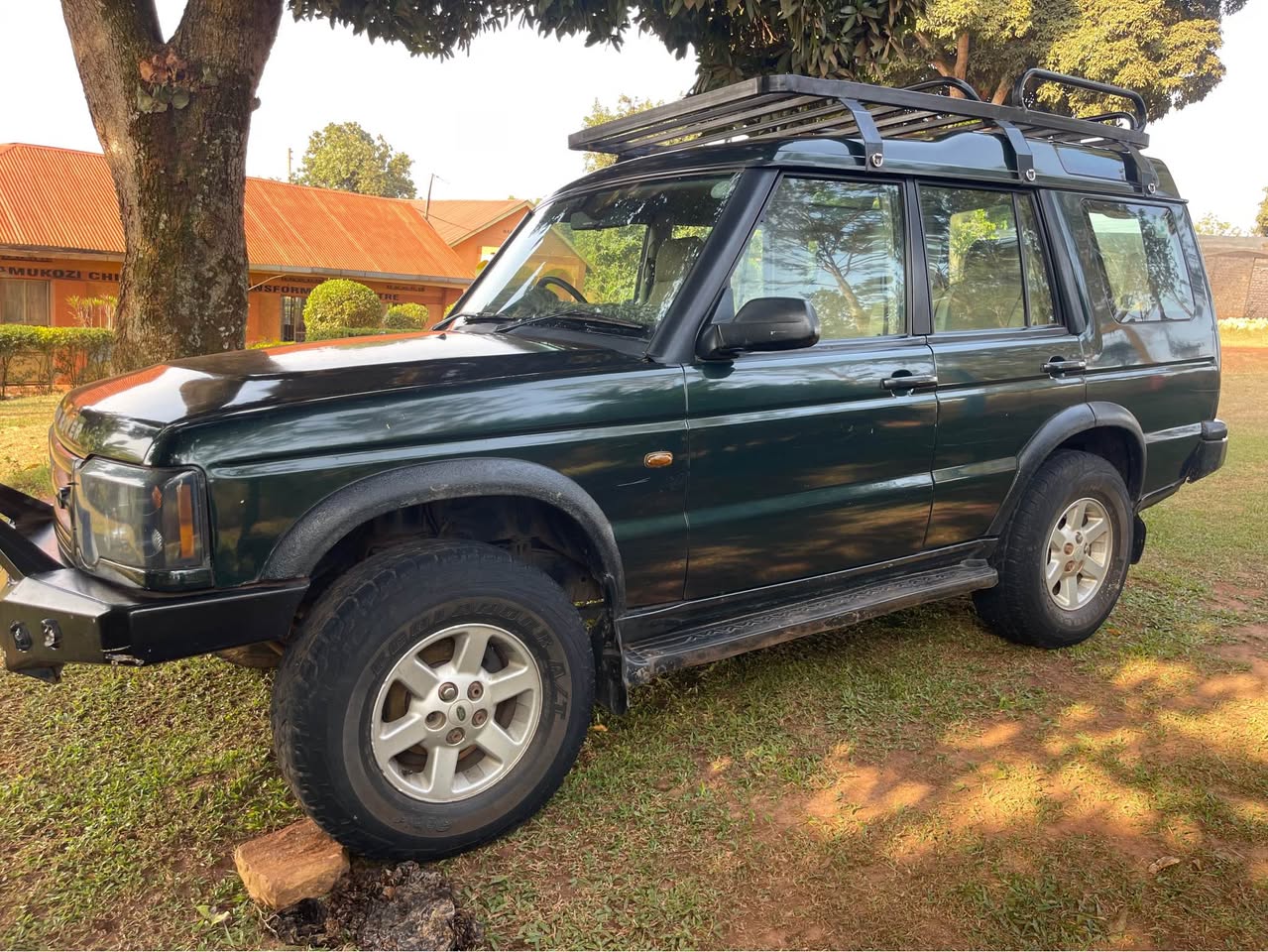 A picture of Landrover Discovery 2