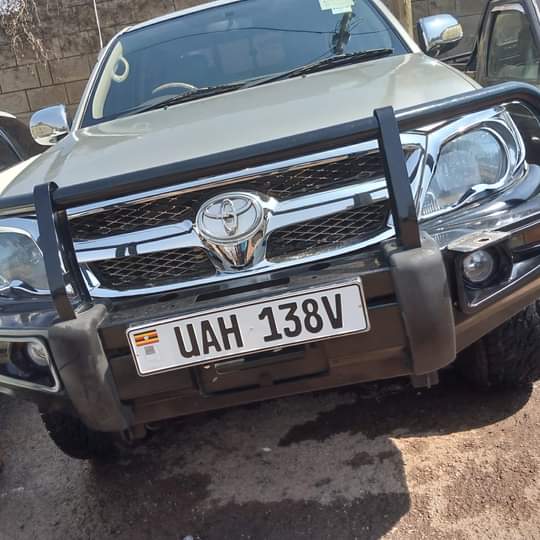 used toyota hilux