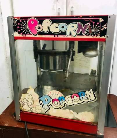 A picture of Popcorn machine Bei 185000 location Ubungo piga 0789371473