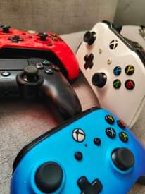 A picture of Xbox one pad Ps pad Wired na wireless 0756684971