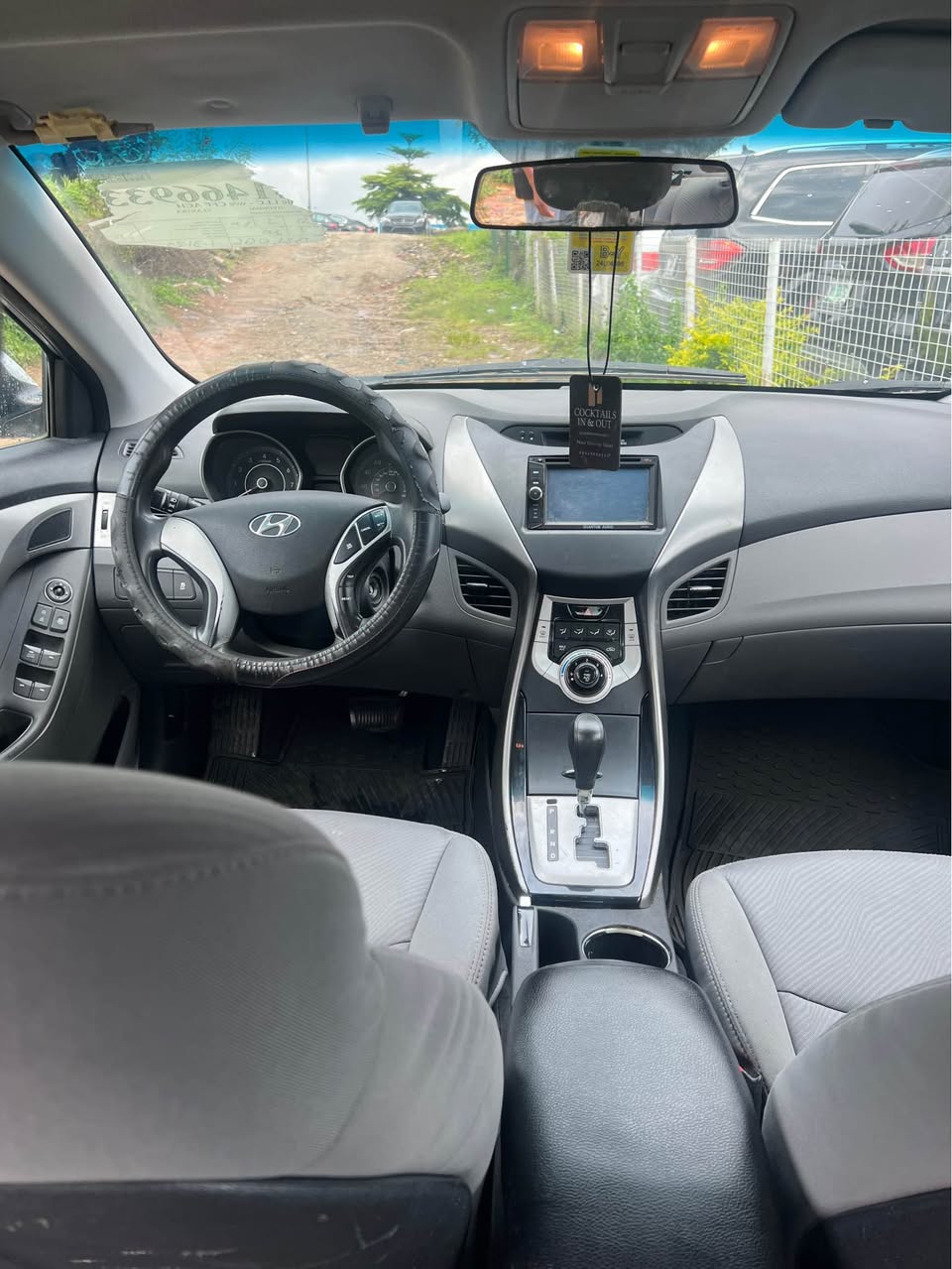 A picture of 2013 Hyundai Elantra foreign used