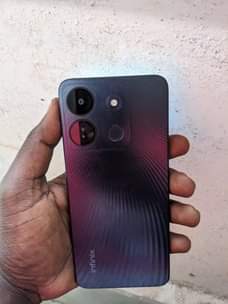 A picture of Infinix smart 7 HD