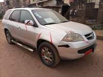 A picture of 2004 2004 ACURA Suv