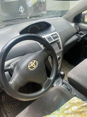 A picture of Toyota yaris 2008