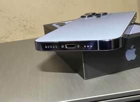 A picture of Iphone 13 pro max