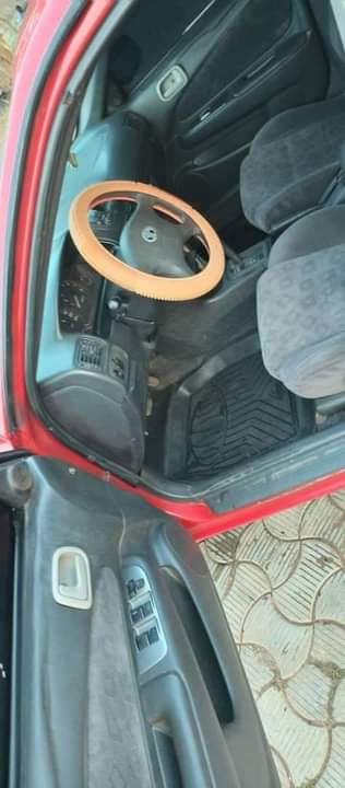 A picture of 2002 Toyota 2002