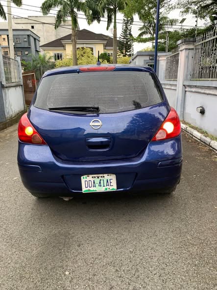 A picture of Sharp 2008 Nissan Versa 3 9m