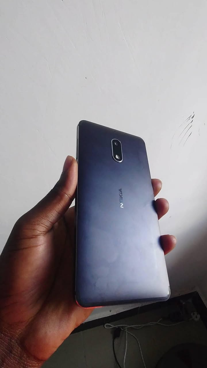 A picture of Nokia 6