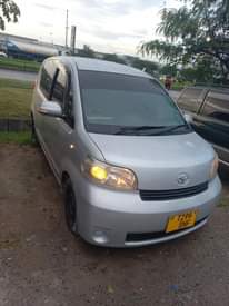 A picture of Toyota Porte Year 2005 Full ac Engene capacity 1290 Price