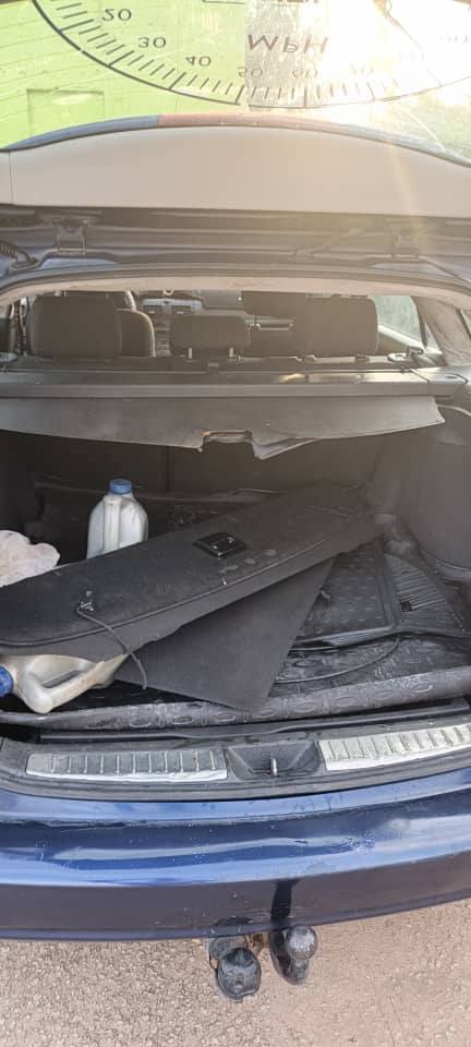 A picture of Toyota avensis 2004 5 first body engine and jear Ac