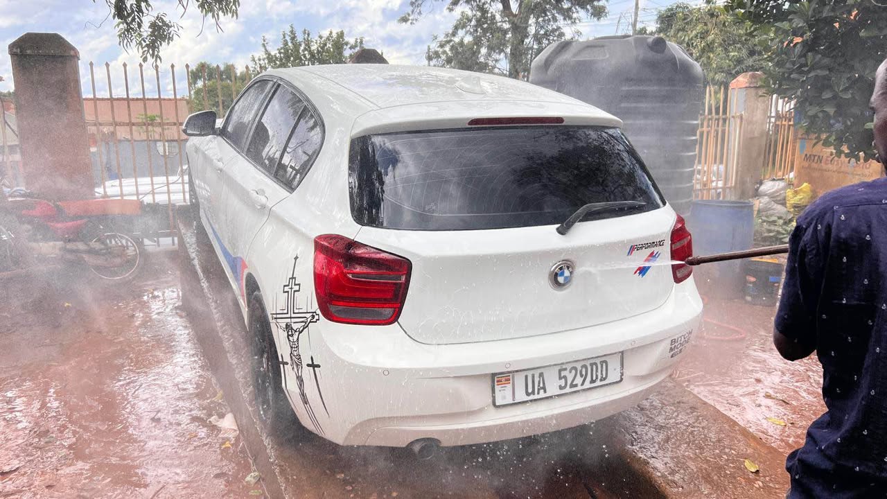 A picture of BMW 0703818420