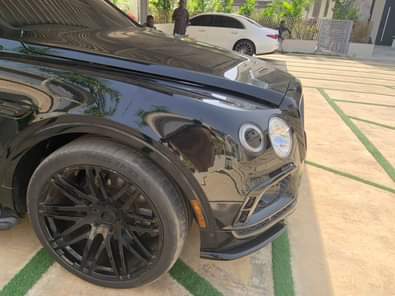 A picture of 2017 Bently Bentiga Twin turbo Startech 190M Abuja deal 08132662602