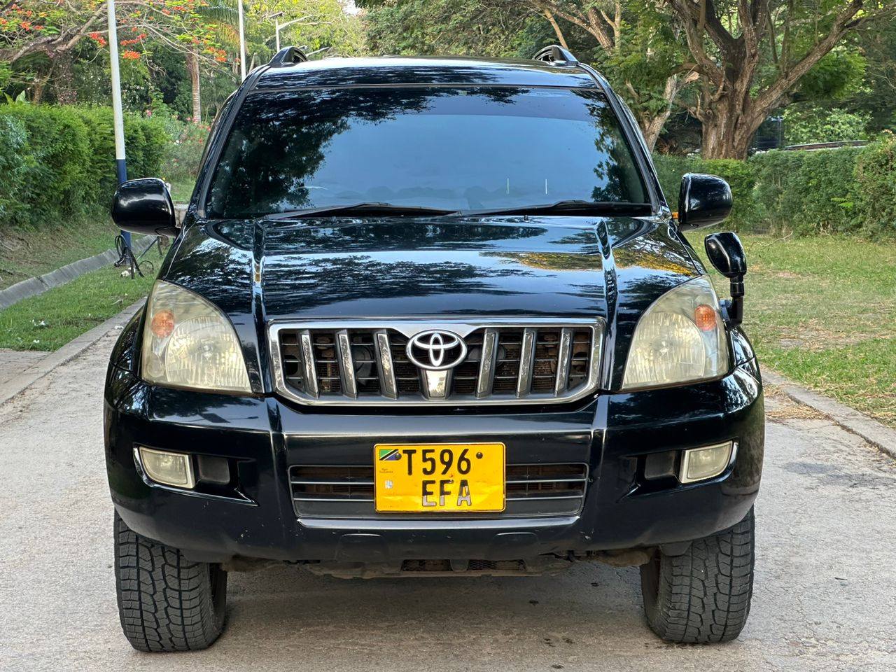 A picture of Toyota prado