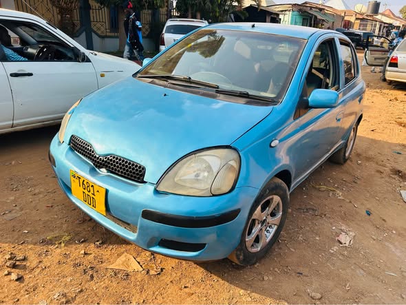 A picture of TOYOTA VITZ