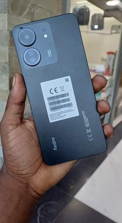 A picture of redme 13c GB 256