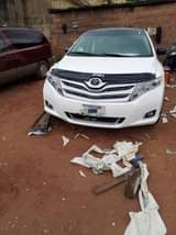 A picture of 2010 Toyota VENZA with Accidented body Gear and engine are