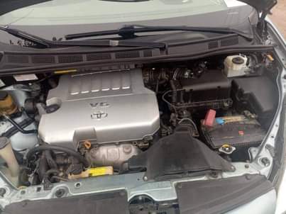 A picture of 2008 tokunbo Toyota sienna