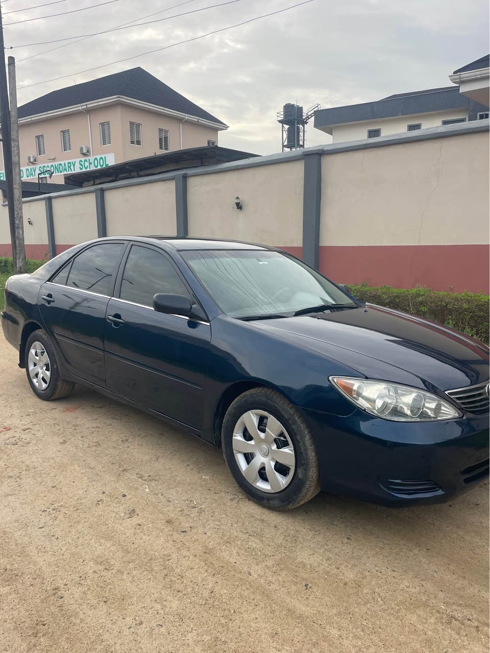 A picture of Tokunbo Standard 2004 Toyota Camry BIG DADDY