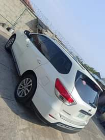 A picture of Clean nissan pathfinder