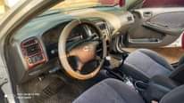 A picture of Clean Toyota avensis