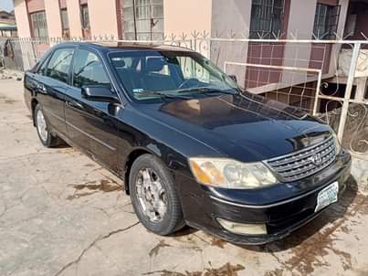 A picture of Super Clean Toyota Avalon