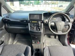 A picture of TOYOTA WISH NEW MODEL