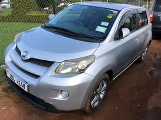 A picture of Toyota ist