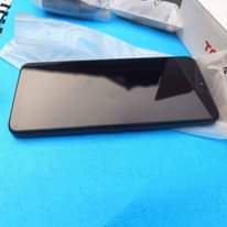 A picture of TCL 40R 5G
