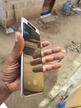 A picture of Galaxy A80