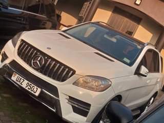 A picture of MERCEDES BENZ BLUETEC DIESEL