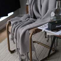 A picture of Throw blankets