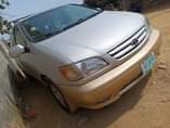 A picture of 2001 model registered Toyota Sienna