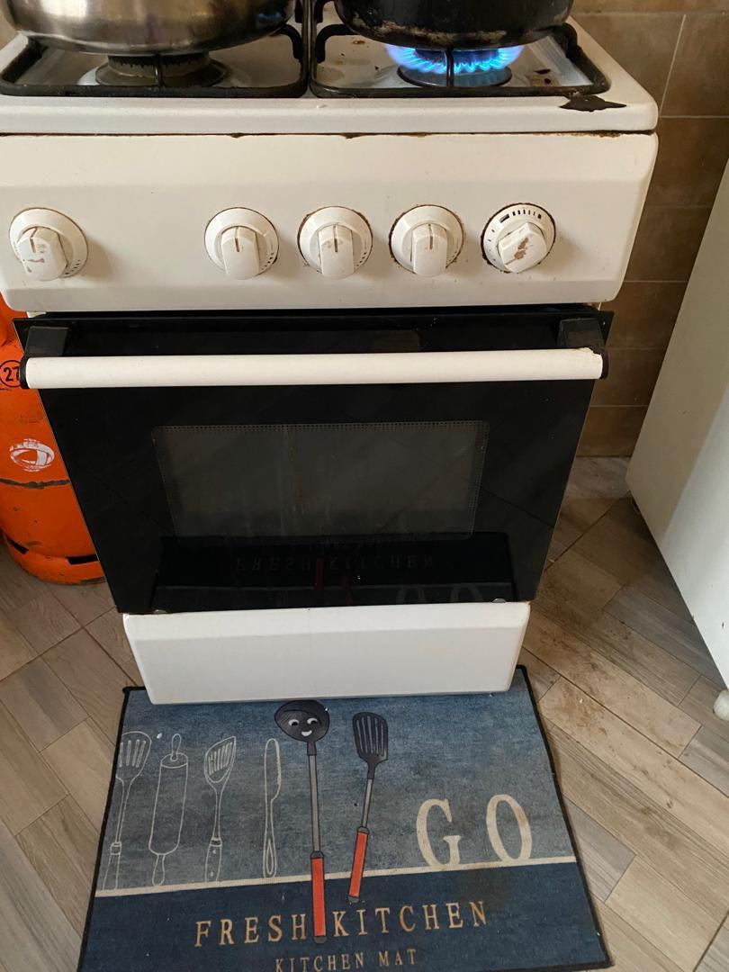 A picture of Gas cooker