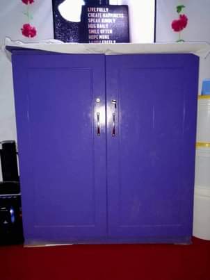 A picture of kabati ndogo la nguo