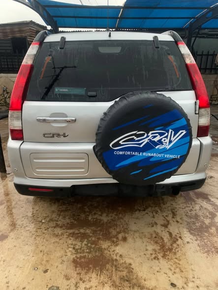 A picture of Honda CRV 2006
