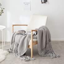 A picture of Throw blankets