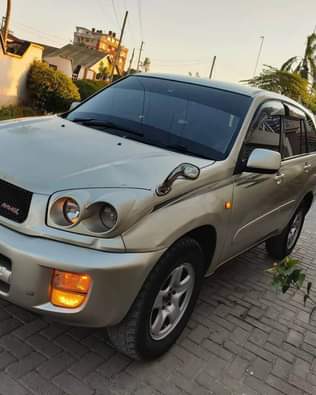 used toyota rav4