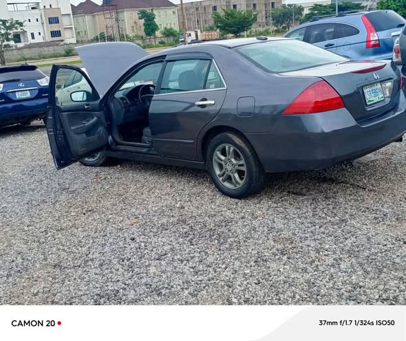 A picture of Distress sell 2006 Honda Accord DC with untempered engine and