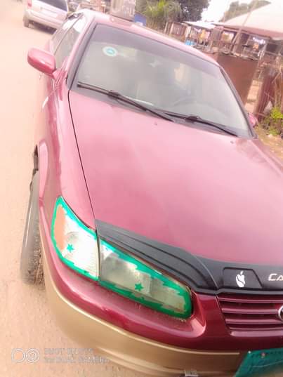 A picture of Toyota Camry tiny light Clean Body Sound engine 2 5m