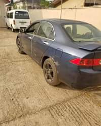 A picture of Honda accord acura