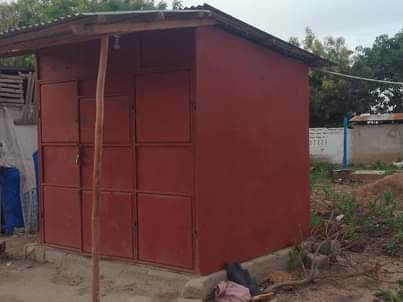 A picture of Limeshuka Bei Lina ukubwa wa fut 8 kwa 7