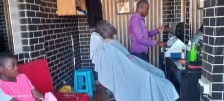 A picture of Saloon for sale in nansana town busubuzi deal with everything