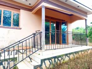 A picture of 3 BEDROOM HOUSE FOR SALE IN SENTEMA 35m Spacious 3